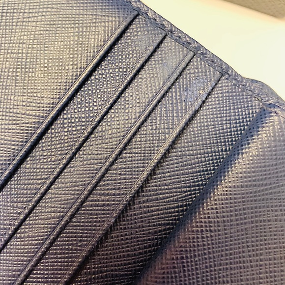 Prada logo-plaque folding wallet - Picture 4 of 7